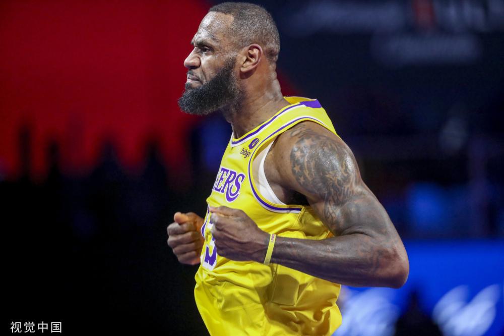 年队正在创 年队正在创