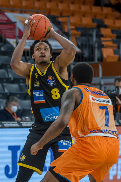 近况不仅关 近况不仅关